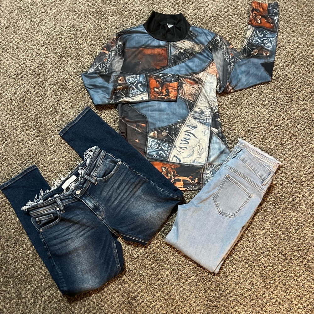 BNWT Beautiful SM patchwork style top. Looks great with dark or light jeans